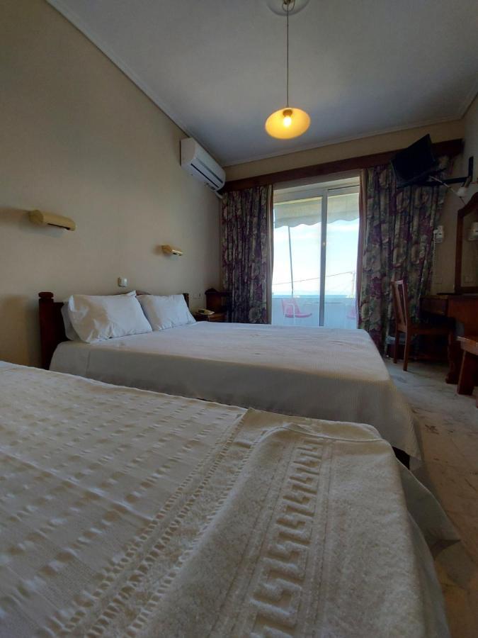 Batis Hotel Livanátai Extérieur photo