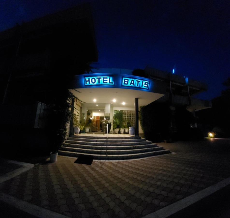 Batis Hotel Livanátai Extérieur photo