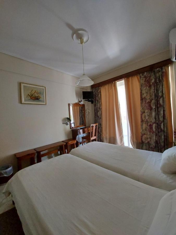 Batis Hotel Livanátai Extérieur photo